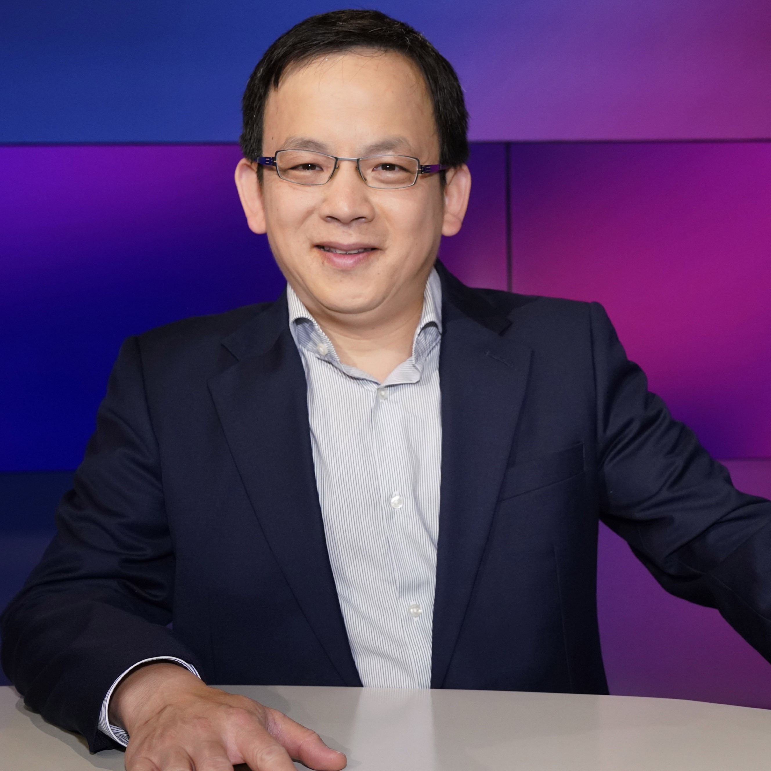 ”Es war völlig klar, dass ich überwacht wurde” | Chinaexperte Felix Lee zu gast im hr1-Talk