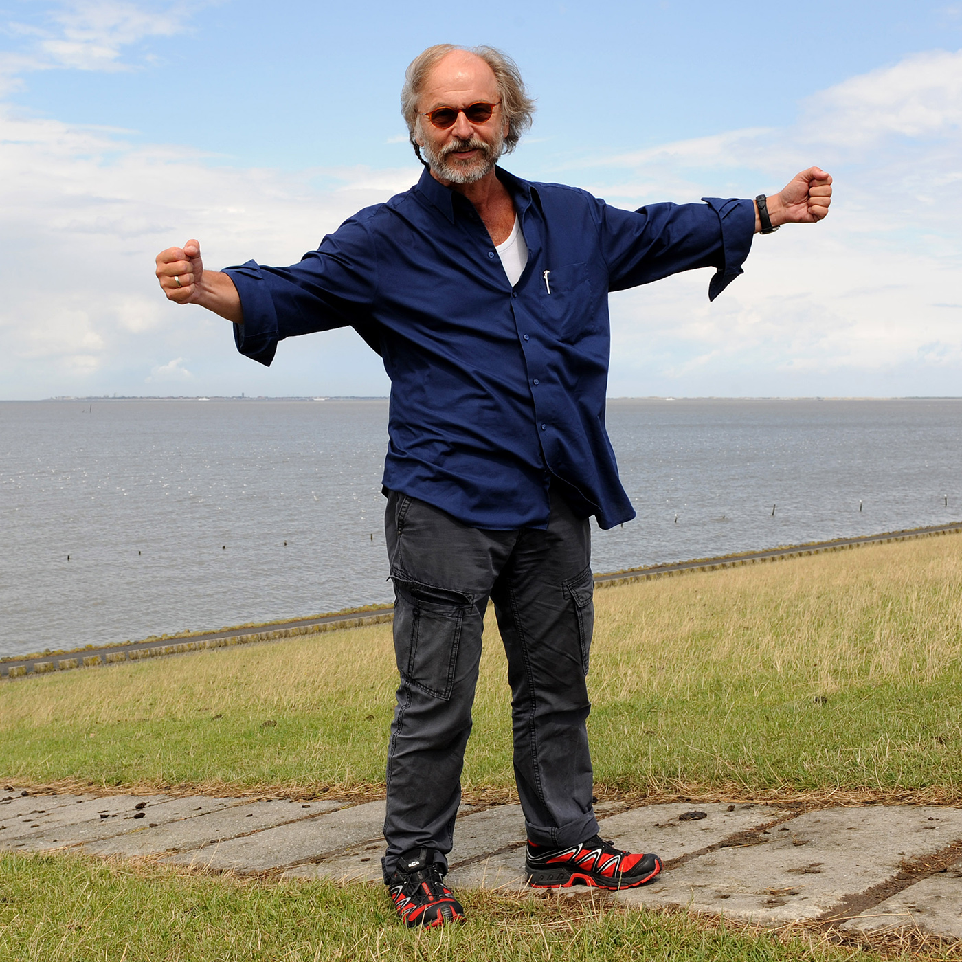 "Ostfriesland war für mich immer ein Sehnsuchtsort." Autor Klaus-Peter Wolf spricht über seine Geschichten