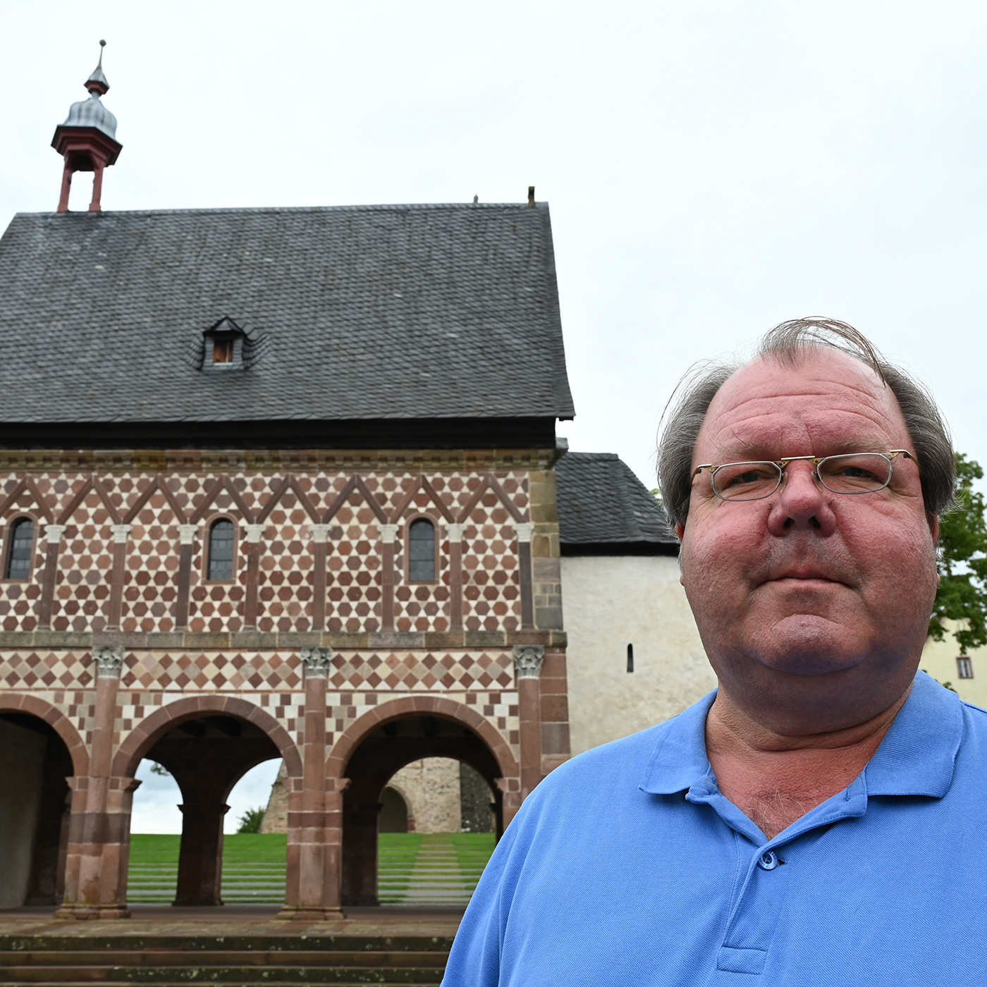 "Das Klostergelände funktioniert als auratischer Ort." | Hermann Schefers über das erste hessische Welterbe in Lorsch