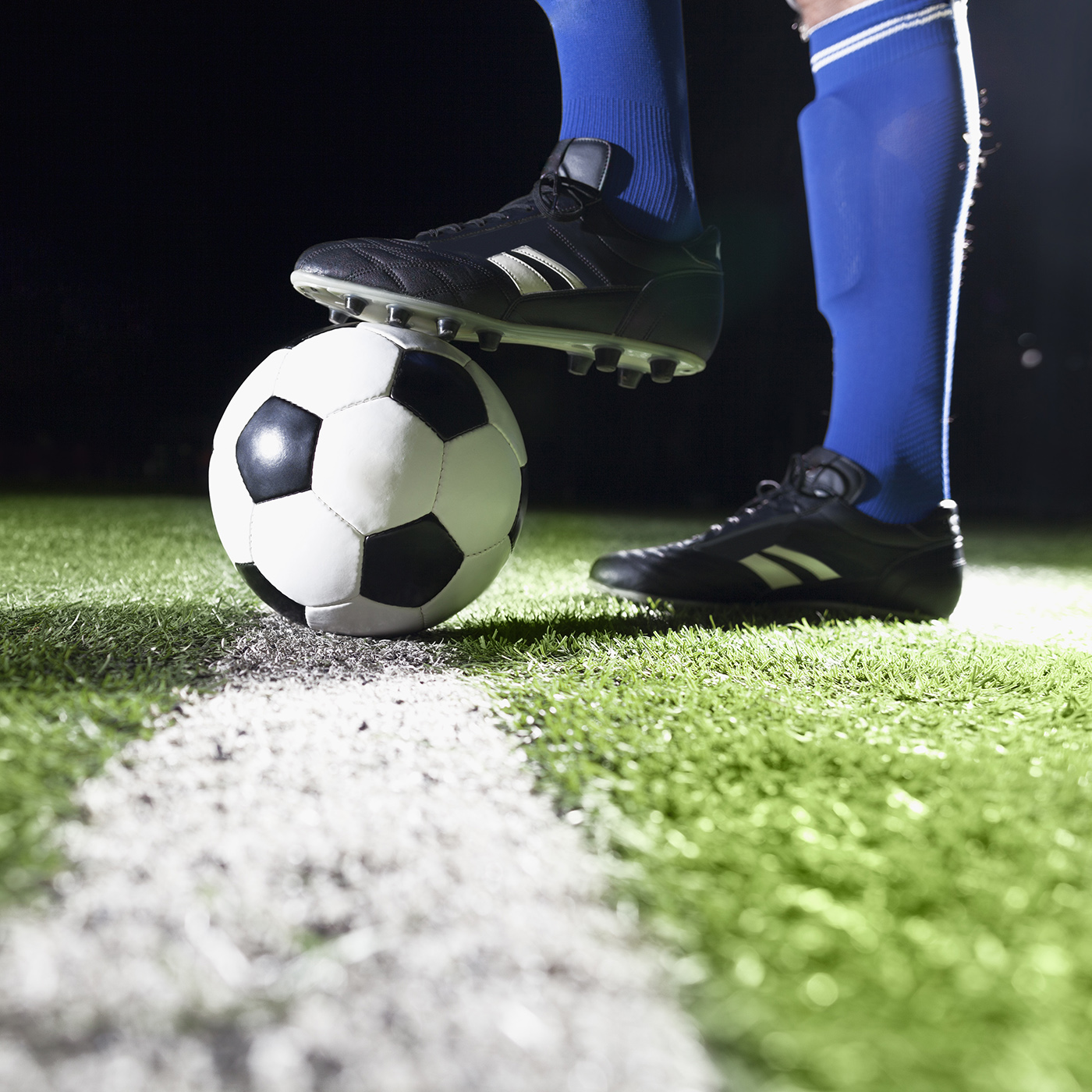"Die FIFA hängt am Tropf von Katar." | Dietrich Schulze-Marmeling über Politik und Fußball