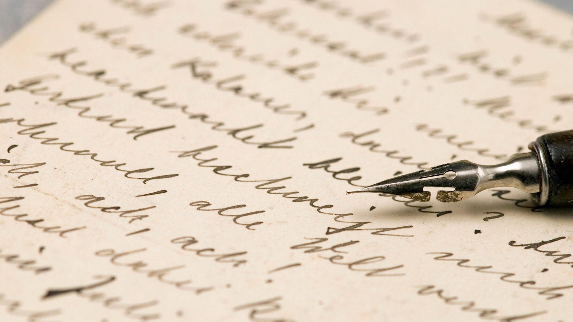 "Texte haben ein eigenes Leben." | Kurt Drawert leitet das Zentrum für junge Literatur in Darmstadt
