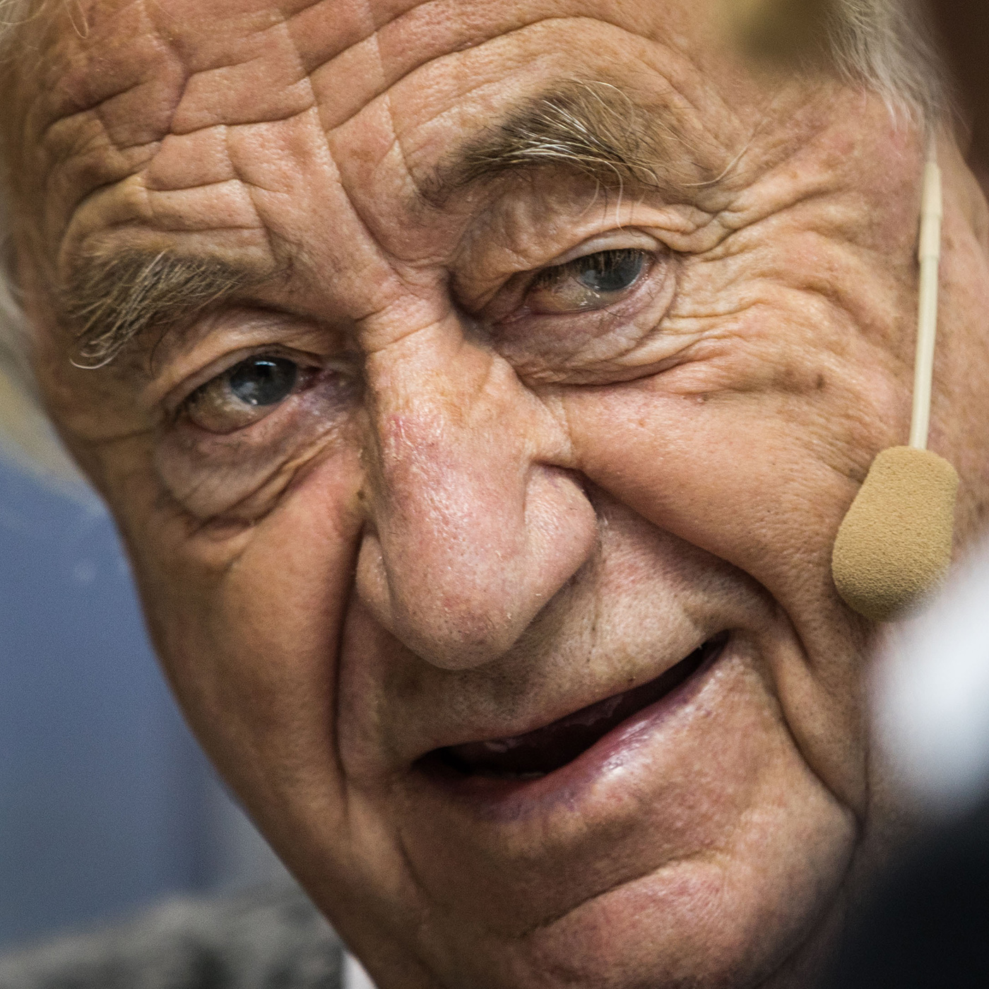 "Ich habe mein Leben zweitgeteilt." | Autor Cees Nooteboom wird 90