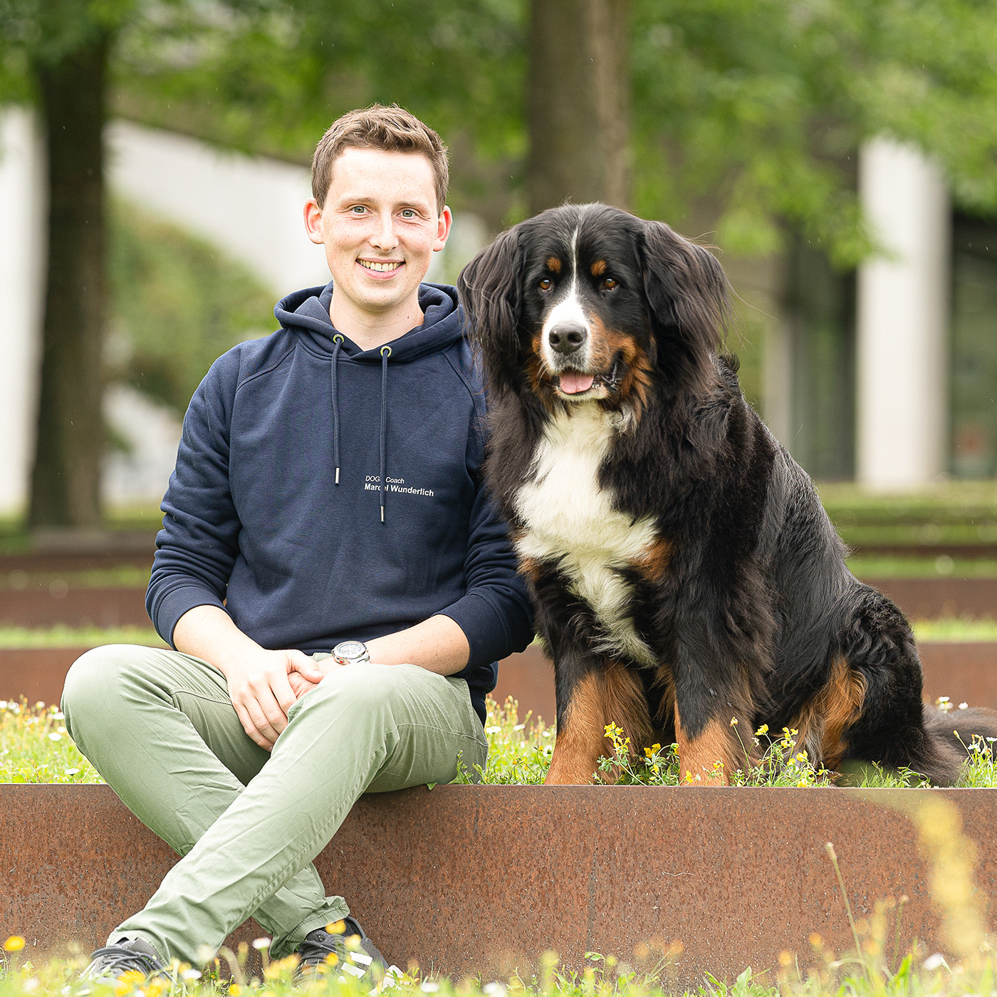 "Die Beziehung zwischen Mensch und Hund muss stimmen." | Marcel Wunderlich trainiert Hunde und Menschen