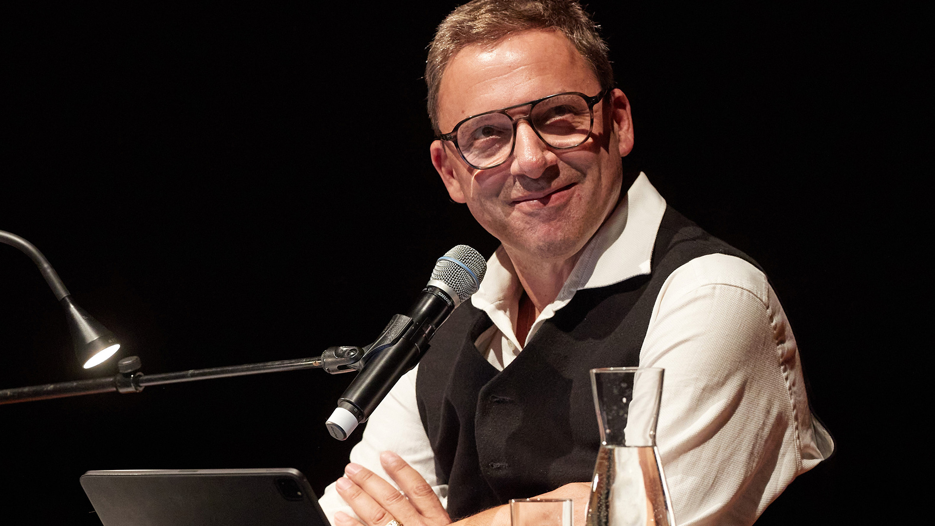 “Leute, die omnipräsent sind, die kann man irgendwann nicht mehr ertragen.“ Rocko Schamoni, Musiker & Autor